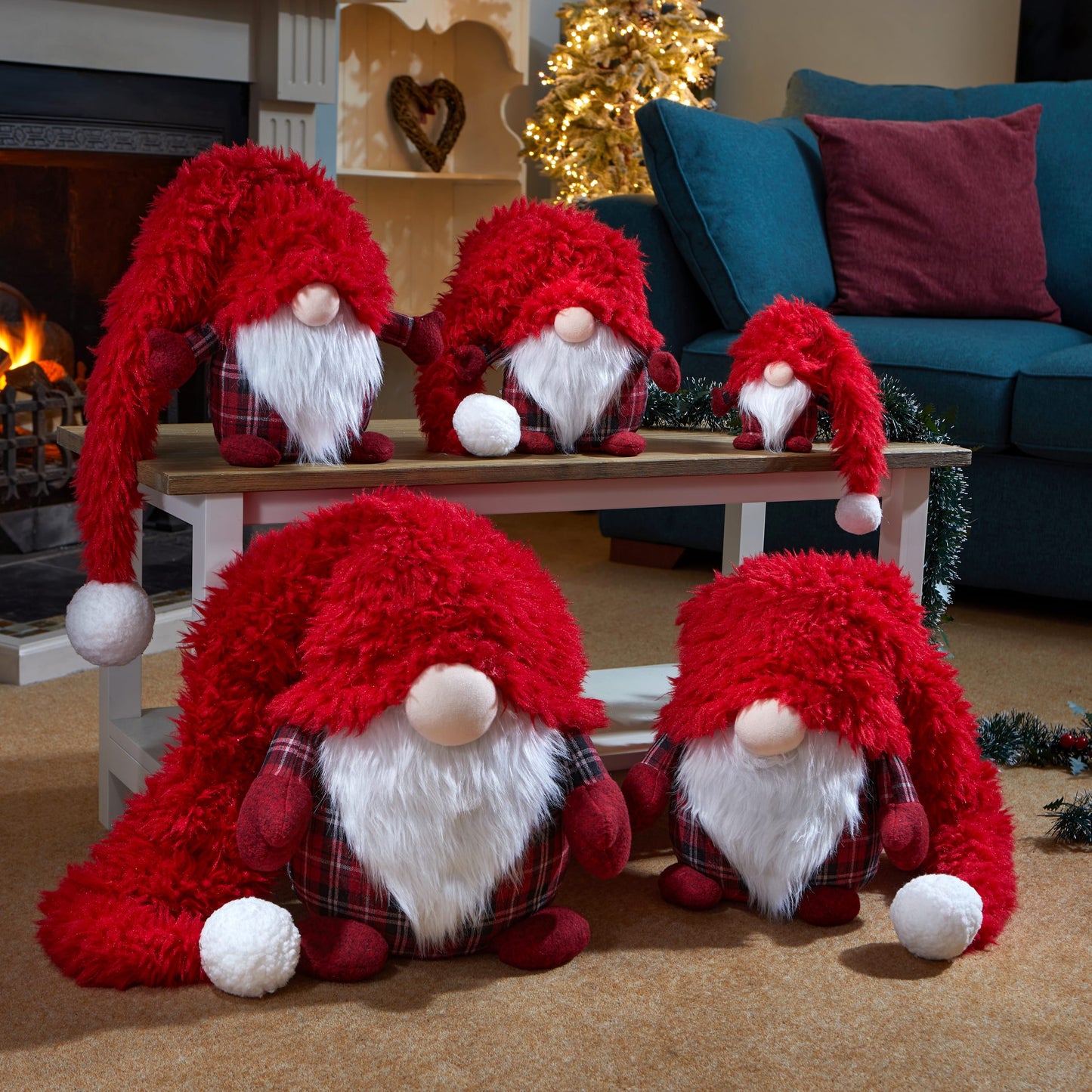 Winter Wolf Red L