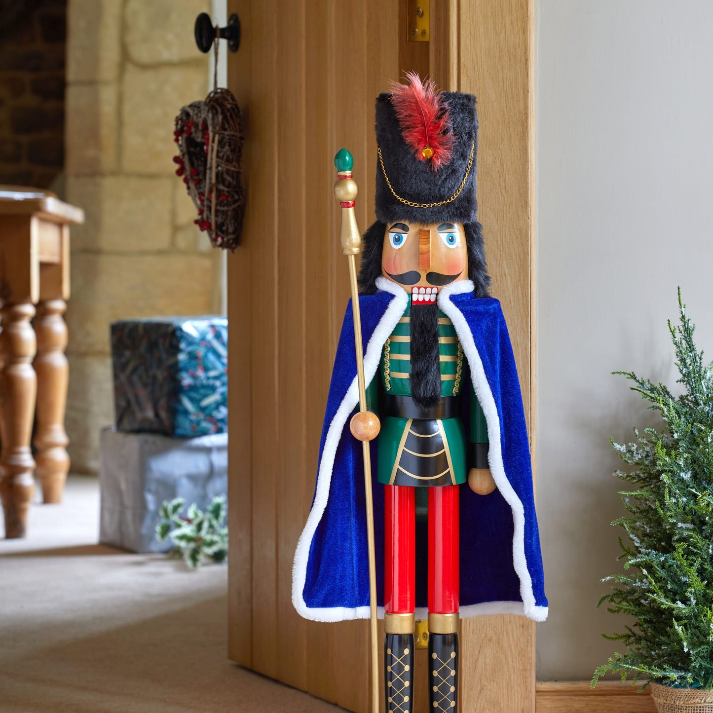Dvojica luskáčikov ⸱ Caped Crackers! 60cm