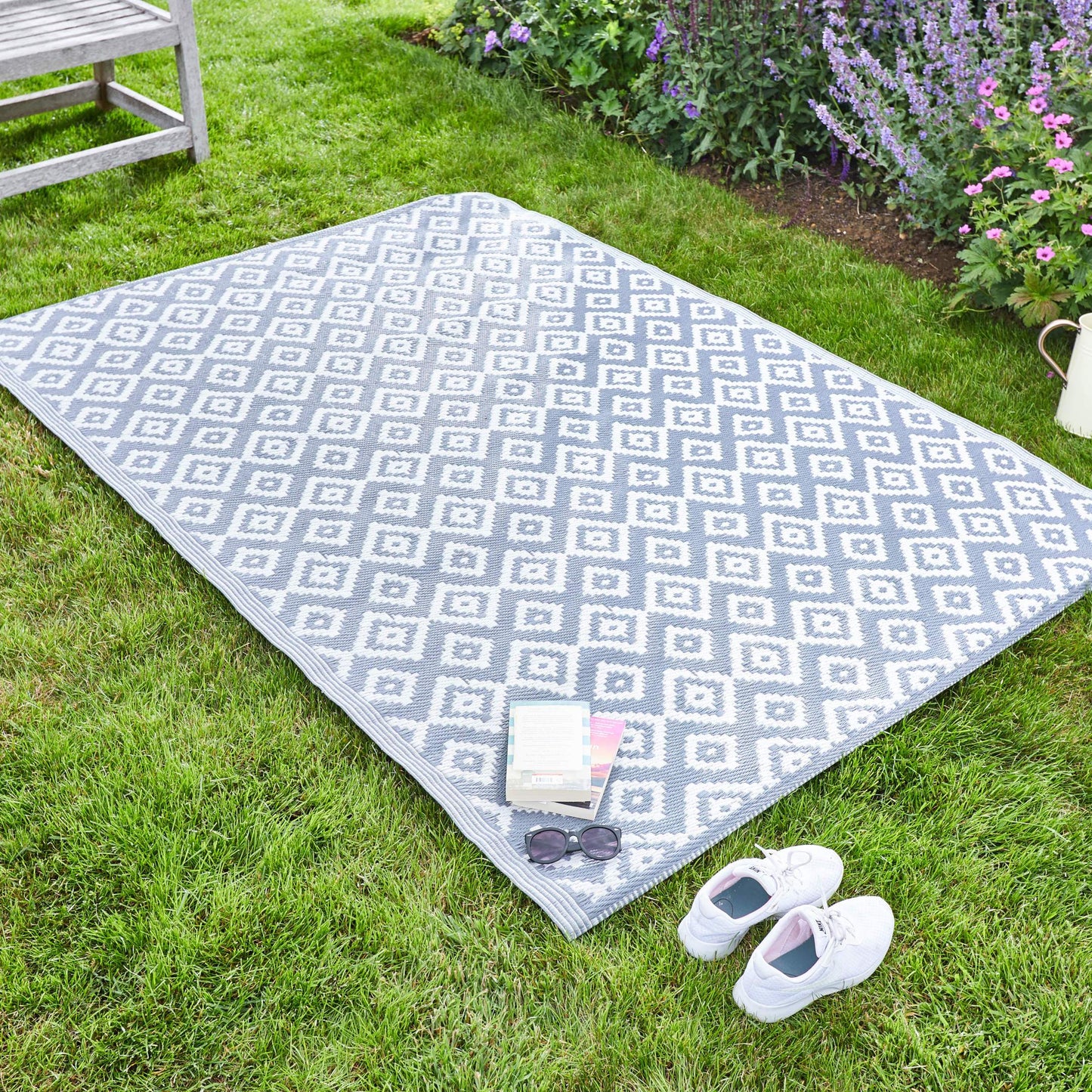 Koberec do exteriéru 150x210cm ⸱ Shiraz Jumbo Alfresco