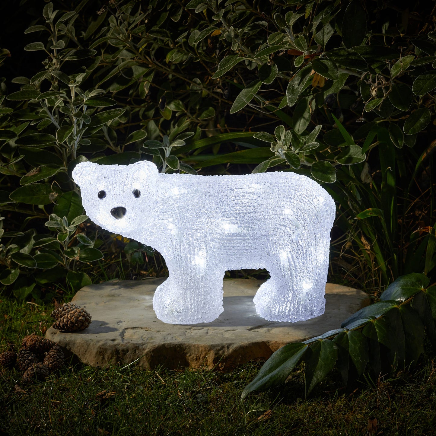 Vianočná figúrka s LED osvetlením ⸱ Ice Cub