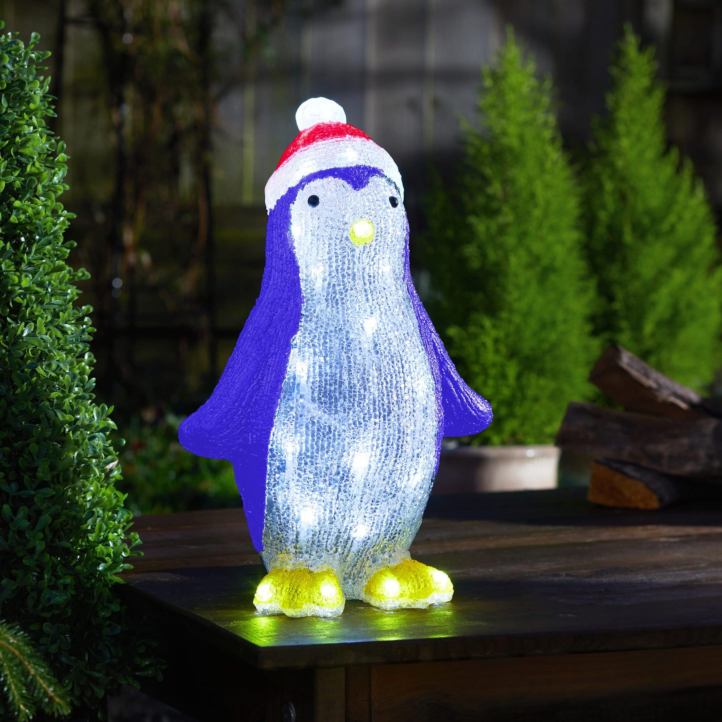 Vianočná figúrka s LED osvetlením ⸱ Ice Puppa